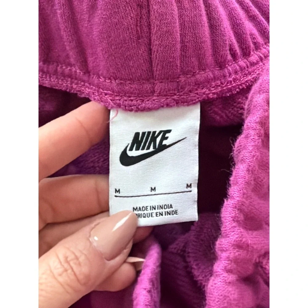 Nike Magenta Pink Nike Club Fleece Mid-Rise Jogger Sweatpants Size Medium
